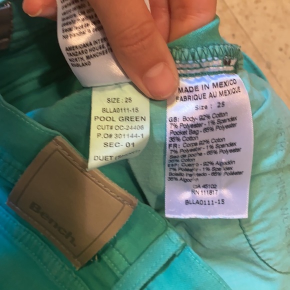 Bench Shorts - Picture 4 of 4